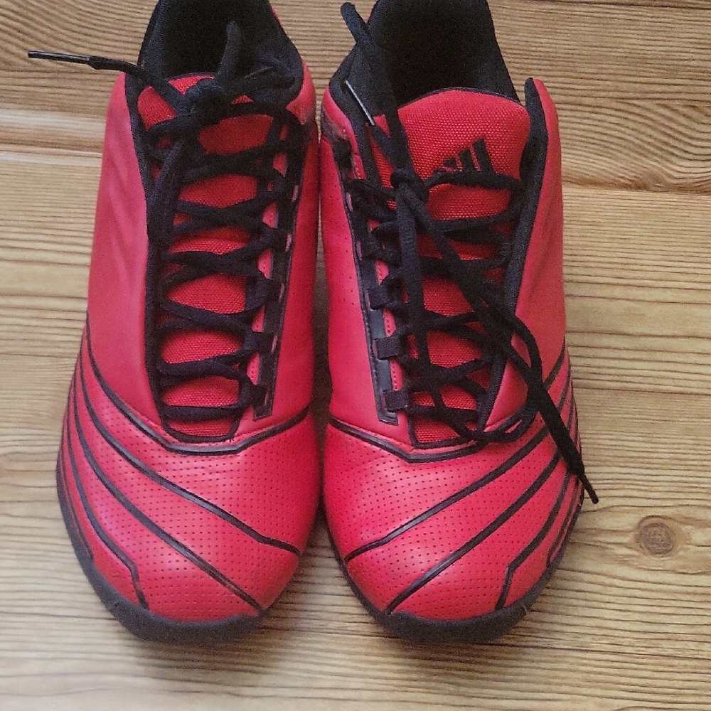 Adidas T-Mac 2 Restomod basketball sneaker in a Scarlet/Core Black colorway, mod